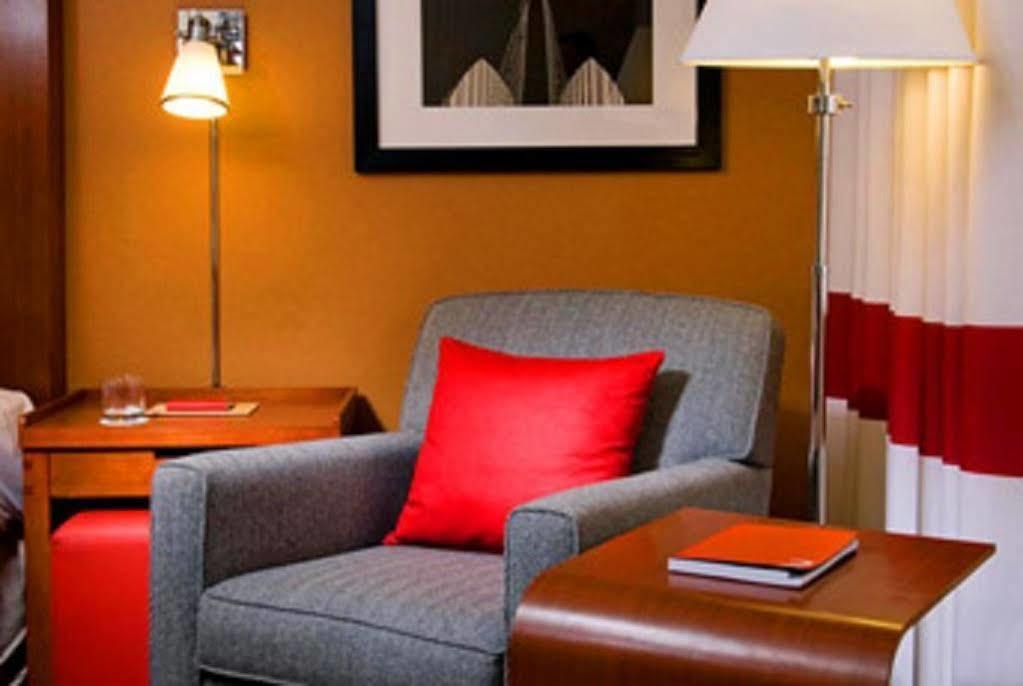 Four Points By Sheraton Winnipeg South Buitenkant foto